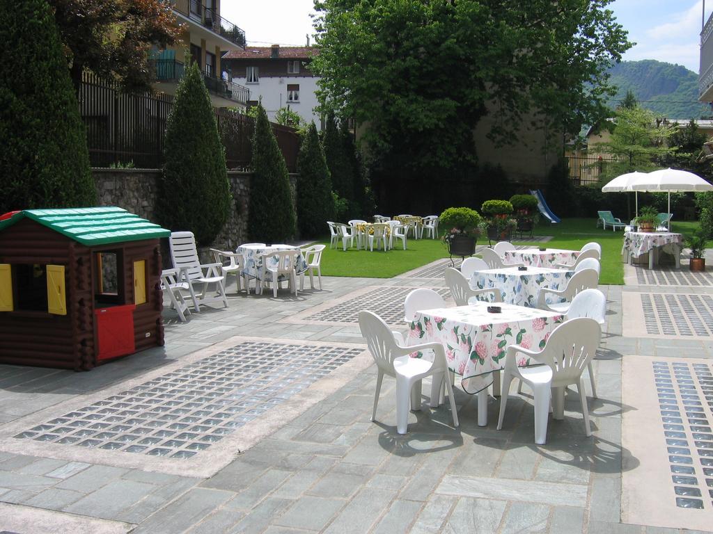 Albergo Esposito Barzio Exterior foto